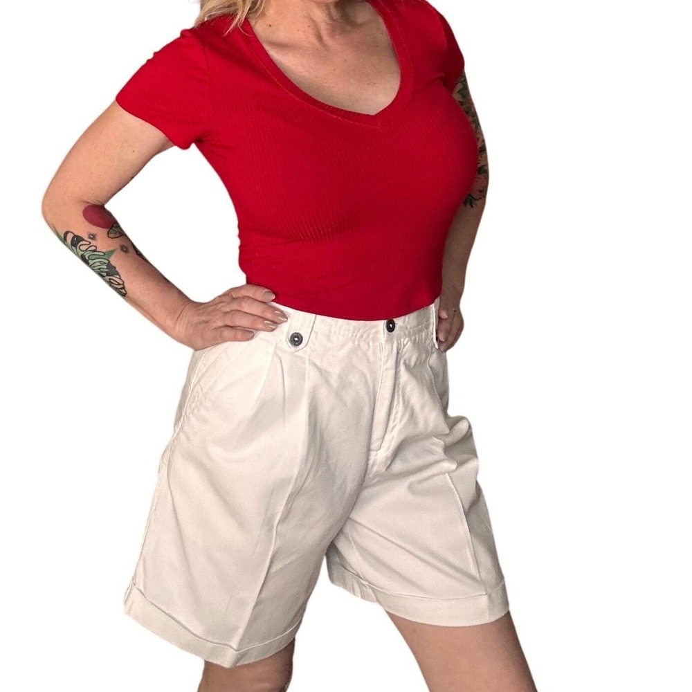 LizSport Petite Bermuda Shorts Womens 4P White High Waisted Pleated Vintage